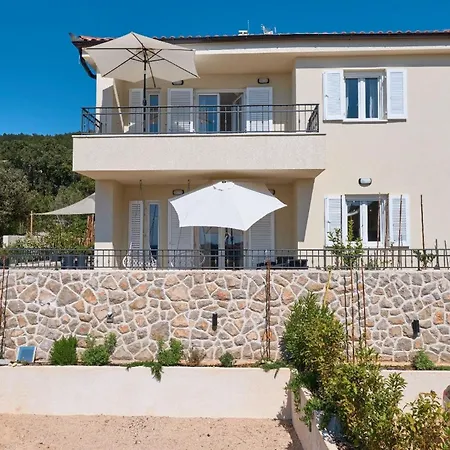 Ferienhaus Mit Privatpool Fur 6 Personen Ca 135 Qm In Miholascica, Kvarner Bucht Cres Vakantiehuis