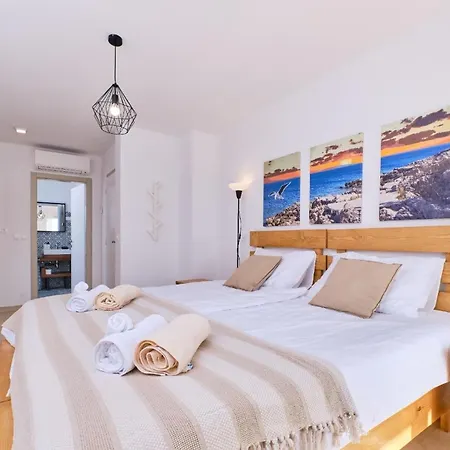別荘 Ferienhaus Mit Privatpool Fur 6 Personen Ca 135 Qm In Miholascica, Kvarner Bucht Cres Miholašćica