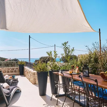 Ferienhaus Mit Privatpool Fur 6 Personen Ca 135 Qm In Miholascica, Kvarner Bucht Cres * Miholašćica